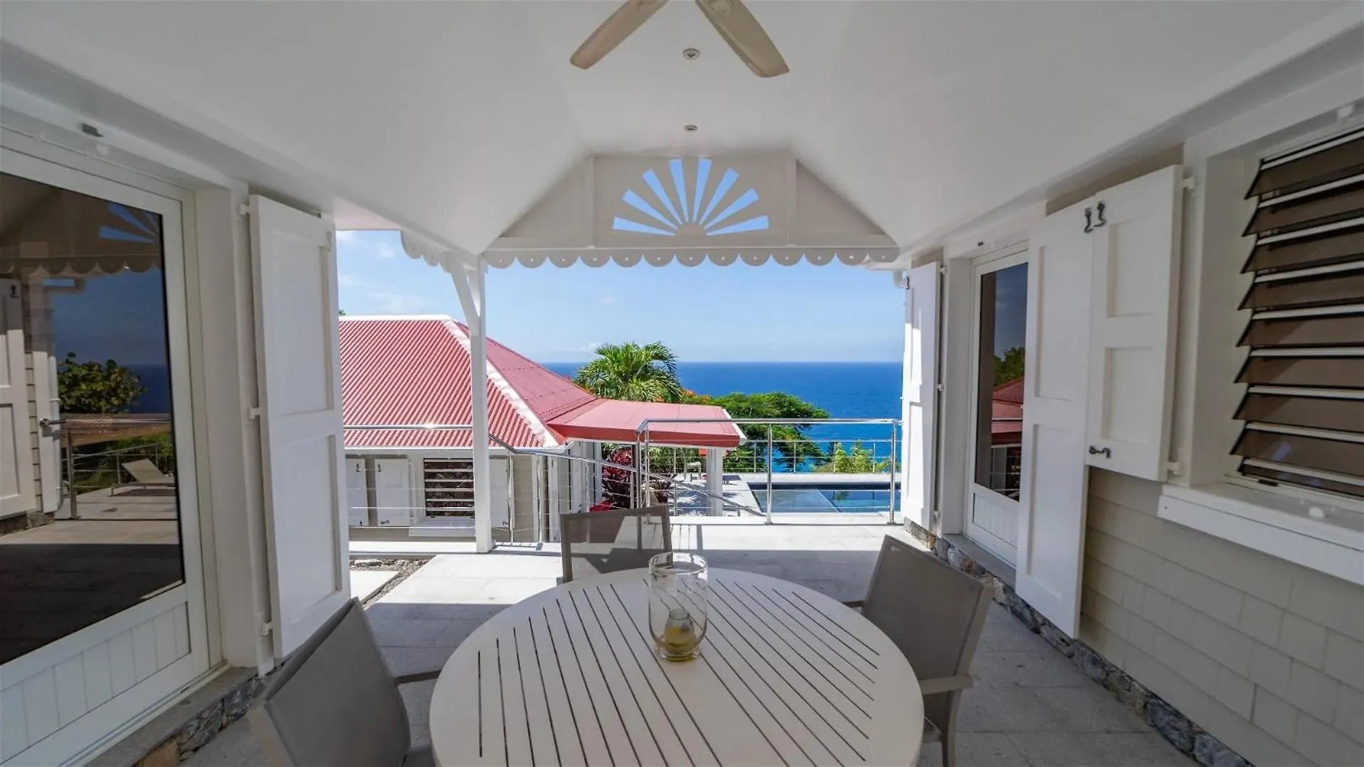 Spacious Villa With Glowing Sunset View St. Barthelemy サン・バルテルミー島